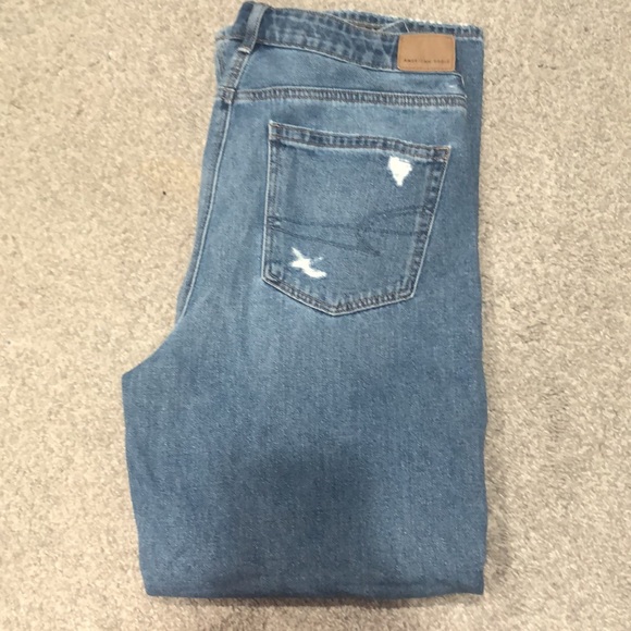 American Eagle Mom Jeans - Picture 4 of 4